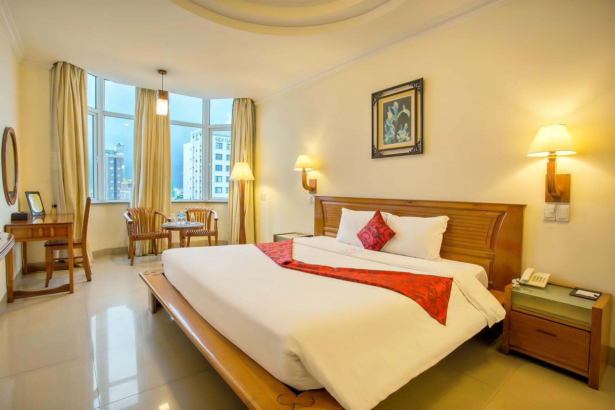 Golden Sea Hotel Da Nang Esterno foto